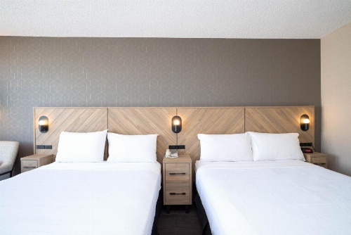 Sandman Hotel Montreal Longueuil image 15