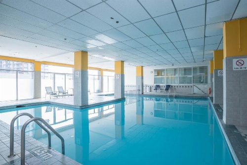 Sandman Hotel Montreal Longueuil image 9